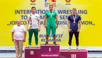 Националите по борба втори в отборното на турнира в Румъния