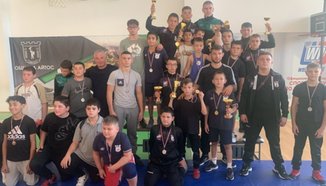 165 млади борци от 12 клуба стартираха на турнира в Айтос